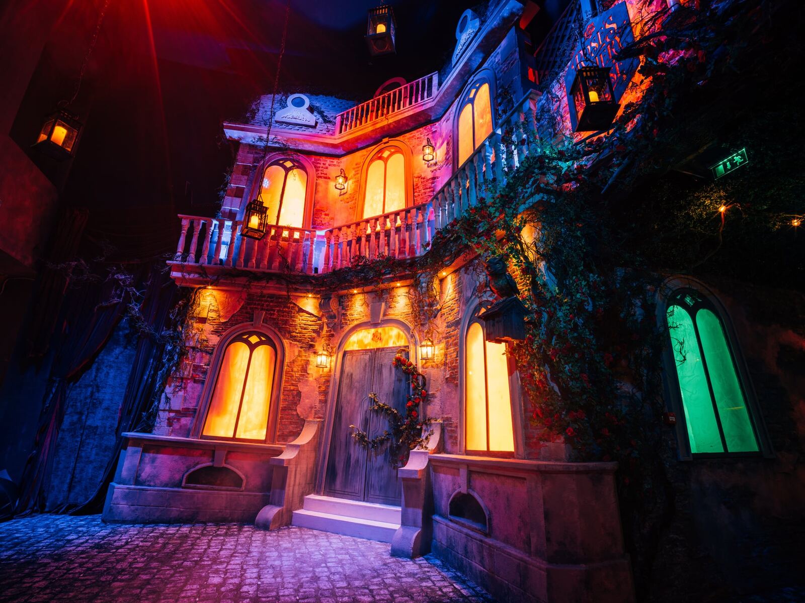 Rose's Mystery House — Themed venue by Concept Factory